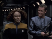 extant_StarTrek_VOY_6x05-Alice_01286.jpg