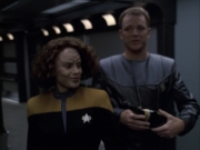 extant_StarTrek_VOY_6x05-Alice_01288.jpg