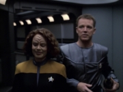 extant_StarTrek_VOY_6x05-Alice_01289.jpg