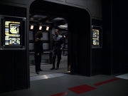 extant_StarTrek_VOY_6x05-Alice_01306.jpg