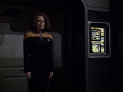 extant_StarTrek_VOY_6x05-Alice_01320.jpg