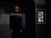 extant_StarTrek_VOY_6x05-Alice_01322.jpg