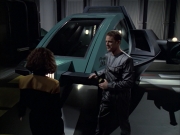 extant_StarTrek_VOY_6x05-Alice_01342.jpg