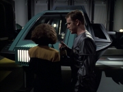 extant_StarTrek_VOY_6x05-Alice_01344.jpg