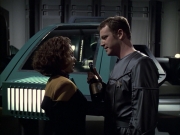 extant_StarTrek_VOY_6x05-Alice_01346.jpg