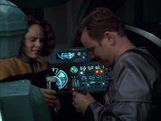 extant_StarTrek_VOY_6x05-Alice_01367.jpg