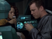 extant_StarTrek_VOY_6x05-Alice_01375.jpg