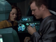 extant_StarTrek_VOY_6x05-Alice_01376.jpg