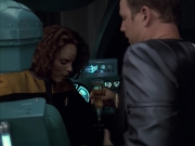 extant_StarTrek_VOY_6x05-Alice_01379.jpg