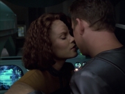 extant_StarTrek_VOY_6x05-Alice_01397.jpg
