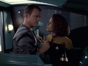 extant_StarTrek_VOY_6x05-Alice_01399.jpg