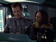 extant_StarTrek_VOY_6x05-Alice_01412.jpg