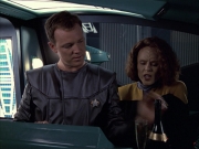 extant_StarTrek_VOY_6x05-Alice_01426.jpg