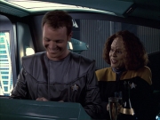 extant_StarTrek_VOY_6x05-Alice_01438.jpg