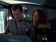 extant_StarTrek_VOY_6x05-Alice_01445.jpg