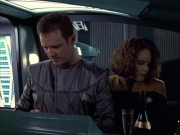 extant_StarTrek_VOY_6x05-Alice_01457.jpg