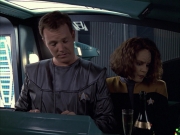 extant_StarTrek_VOY_6x05-Alice_01463.jpg