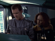 extant_StarTrek_VOY_6x05-Alice_01470.jpg