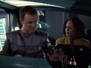 extant_StarTrek_VOY_6x05-Alice_01472.jpg