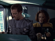 extant_StarTrek_VOY_6x05-Alice_01487.jpg