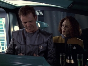 extant_StarTrek_VOY_6x05-Alice_01496.jpg