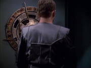 extant_StarTrek_VOY_6x05-Alice_01528.jpg