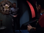 extant_StarTrek_VOY_6x05-Alice_01535.jpg