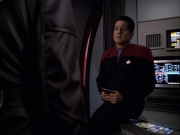extant_StarTrek_VOY_6x05-Alice_01542.jpg