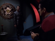 extant_StarTrek_VOY_6x05-Alice_01552.jpg