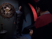 extant_StarTrek_VOY_6x05-Alice_01553.jpg