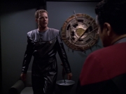 extant_StarTrek_VOY_6x05-Alice_01562.jpg