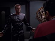 extant_StarTrek_VOY_6x05-Alice_01563.jpg
