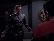 extant_StarTrek_VOY_6x05-Alice_01564.jpg
