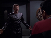 extant_StarTrek_VOY_6x05-Alice_01565.jpg