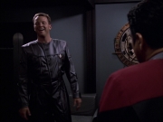 extant_StarTrek_VOY_6x05-Alice_01566.jpg
