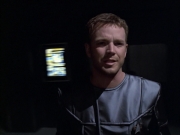 extant_StarTrek_VOY_6x05-Alice_01660.jpg