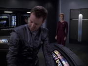 extant_StarTrek_VOY_6x05-Alice_02062.jpg