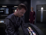 extant_StarTrek_VOY_6x05-Alice_02066.jpg