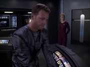 extant_StarTrek_VOY_6x05-Alice_02069.jpg