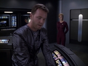 extant_StarTrek_VOY_6x05-Alice_02070.jpg