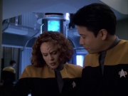 Filename=extant_StarTrek_VOY_6x05-Alice_02152.jpg
Filesize=160KiB
Dimensions=1200x900
Date added=Dec 27, 2019 extant_StarTrek_VOY_6x05-Alice_02152.jpg