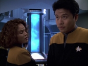 extant_StarTrek_VOY_6x05-Alice_02200.jpg