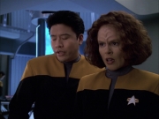 Filename=extant_StarTrek_VOY_6x05-Alice_02226.jpg
Filesize=156KiB
Dimensions=1200x900
Date added=Dec 27, 2019 extant_StarTrek_VOY_6x05-Alice_02226.jpg