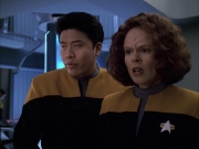 Filename=extant_StarTrek_VOY_6x05-Alice_02228.jpg
Filesize=154KiB
Dimensions=1200x900
Date added=Dec 27, 2019 extant_StarTrek_VOY_6x05-Alice_02228.jpg