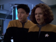 Filename=extant_StarTrek_VOY_6x05-Alice_02229.jpg
Filesize=158KiB
Dimensions=1200x900
Date added=Dec 27, 2019 extant_StarTrek_VOY_6x05-Alice_02229.jpg