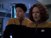 Filename=extant_StarTrek_VOY_6x05-Alice_02230.jpg
Filesize=154KiB
Dimensions=1200x900
Date added=Dec 27, 2019 extant_StarTrek_VOY_6x05-Alice_02230.jpg
