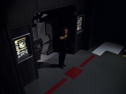 extant_StarTrek_VOY_6x05-Alice_02245.jpg