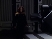 extant_StarTrek_VOY_6x05-Alice_02260.jpg