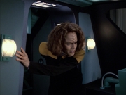 Filename=extant_StarTrek_VOY_6x05-Alice_02303.jpg
Filesize=154KiB
Dimensions=1200x900
Date added=Dec 27, 2019 extant_StarTrek_VOY_6x05-Alice_02303.jpg