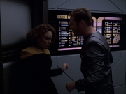 extant_StarTrek_VOY_6x05-Alice_02373.jpg